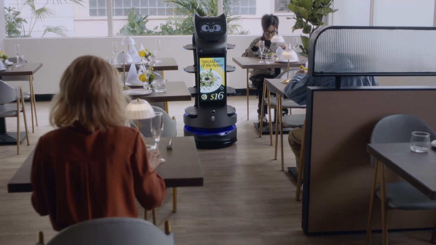 BellaBot Pro 6