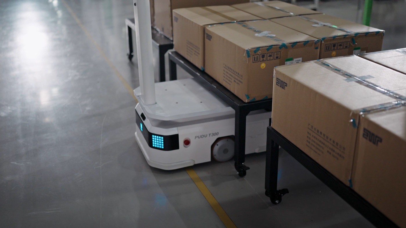 PUDU T300 AMR giao hàng tự động